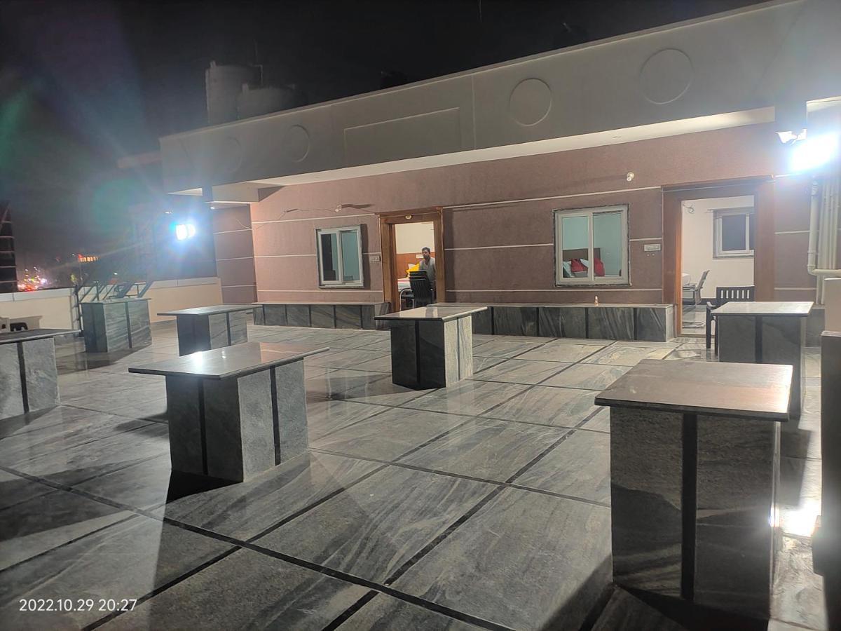 Hotel New Maruthi Inn, Lb Nagar Χιντεραμπάντ Εξωτερικό φωτογραφία