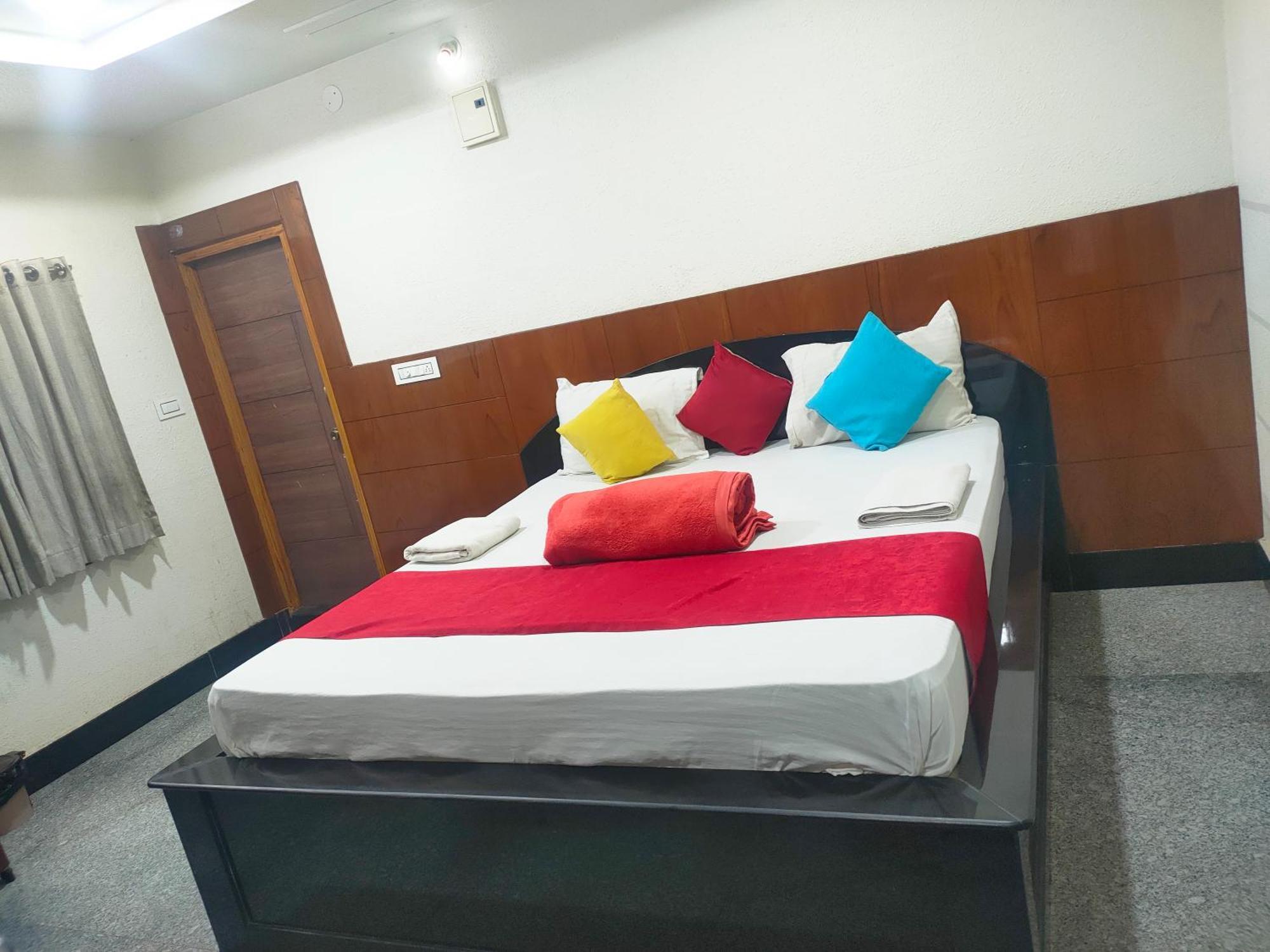 Hotel New Maruthi Inn, Lb Nagar Χιντεραμπάντ Εξωτερικό φωτογραφία